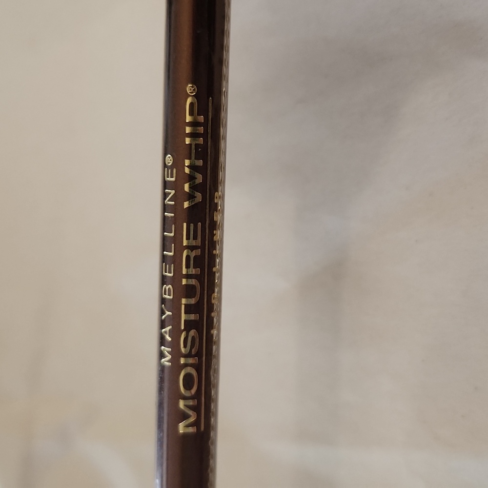 Maybelline Moisture Whip Lip Liner